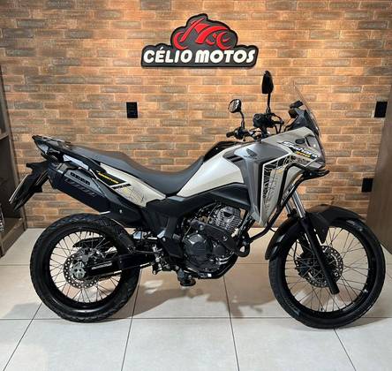 HONDA XRE 300 SAHARA ADVENTURE HONDA XRE 300 SAHARA ADVENTURE